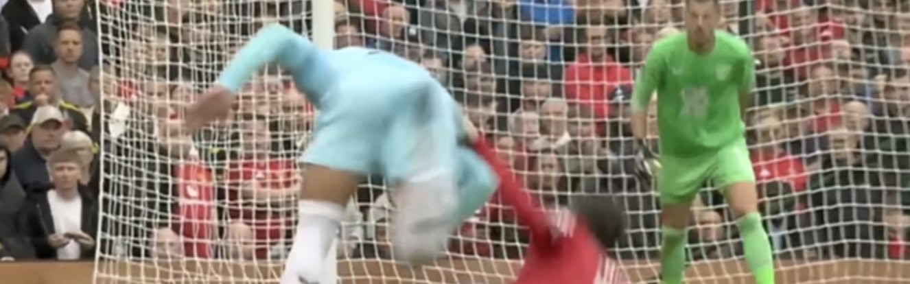 英超解释芒特造点被取消：VAR复核，沃克未对芒特构成犯规